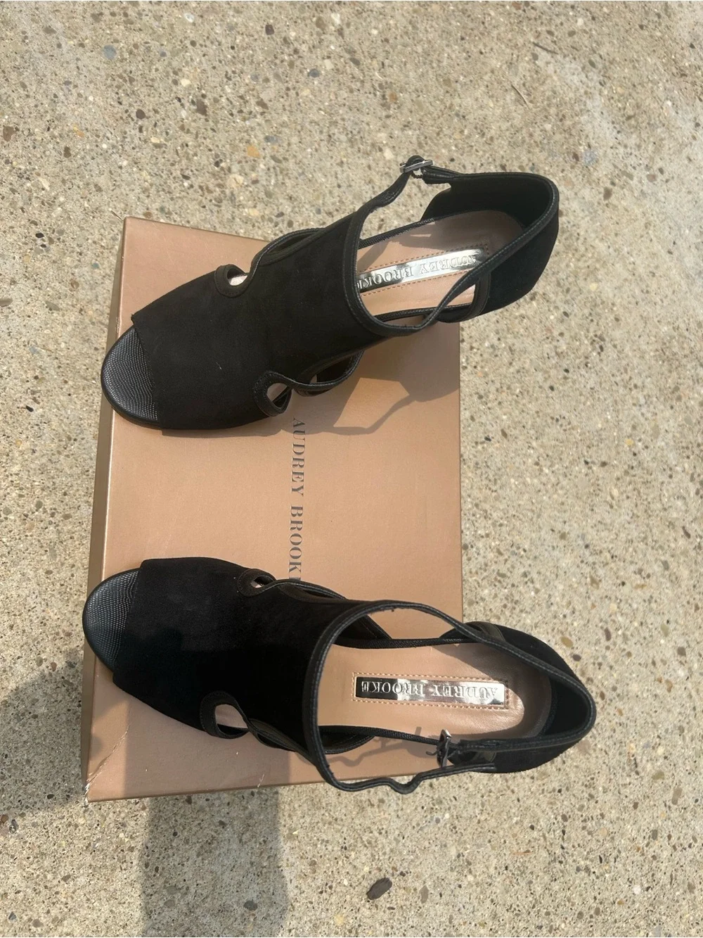 Audrey Brooke Women's Black Suede Cutout High-Heel Sandals size 8